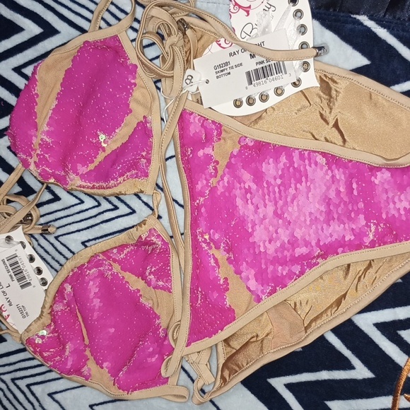 Beach Bunny NWT Ray Of Light LG Top MD Skimpy Bottom - Picture 4 of 12